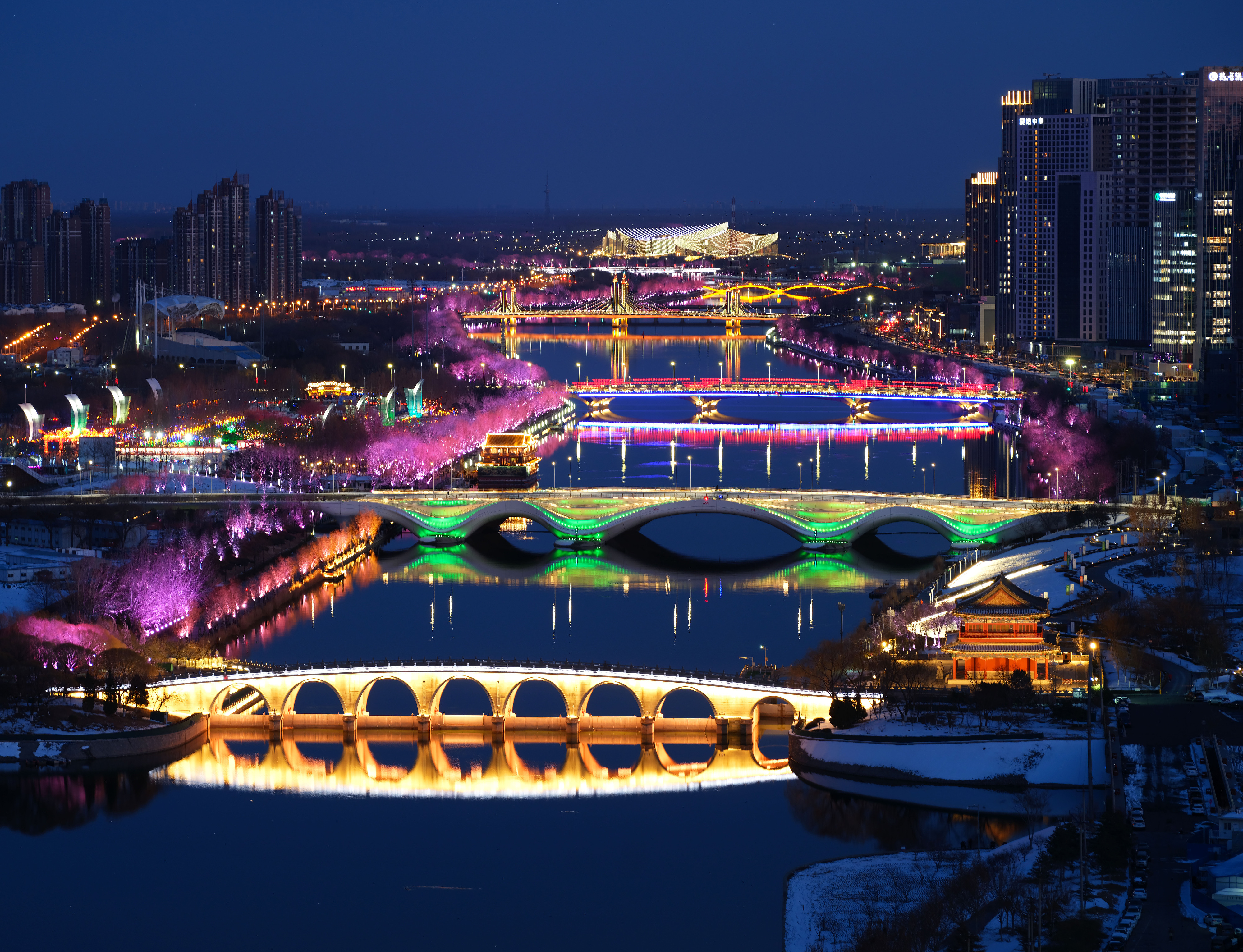 2024年2月22日，京杭大運(yùn)河北京通州段夜景。